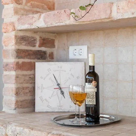 Luxury Terrace Among The Old Rooftops Next To Diocletian's Palace *